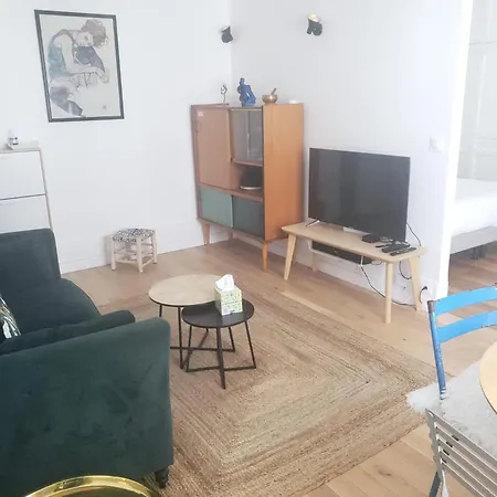 Grand Confortable -
